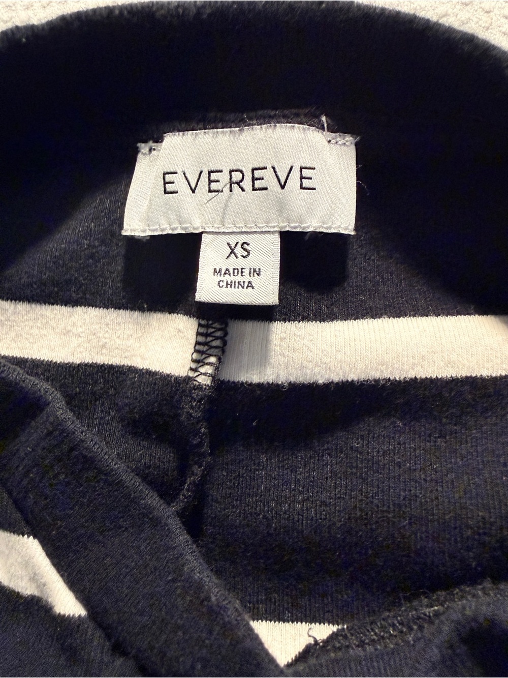Evereve Black & White Striped Tie-Waist Midi Dress - Picture 8 of 9
